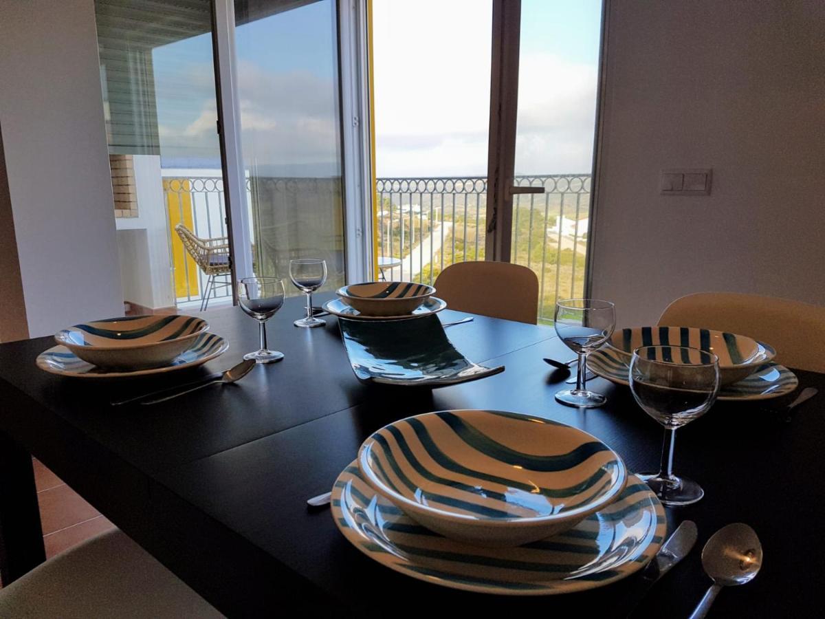 Cozy apartment in Algarve West Coast - Aljezur (2 min da Praia Monte Clérigo) Exterior foto