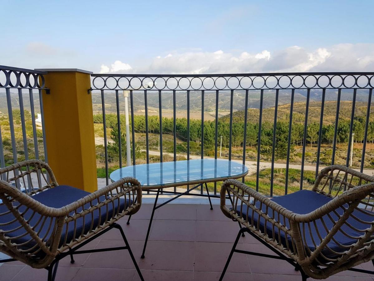 Cozy apartment in Algarve West Coast - Aljezur (2 min da Praia Monte Clérigo) Exterior foto